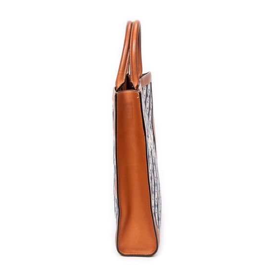 Small Vertical Cabas Tote  Schoudertas - Image 4