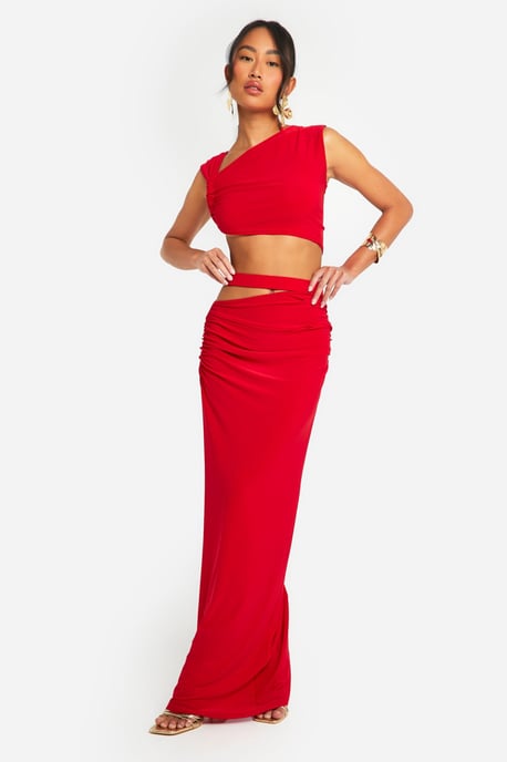 Slinky Rushed Knot Detail Crop Top - Image 3