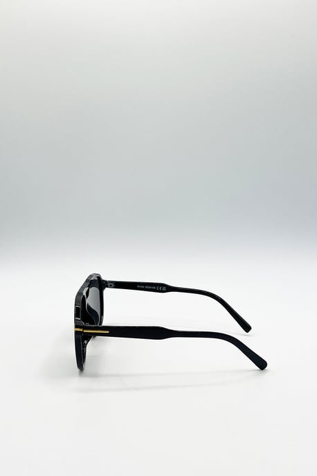 Oversized Navigator Sunglasses in Black - Image 6