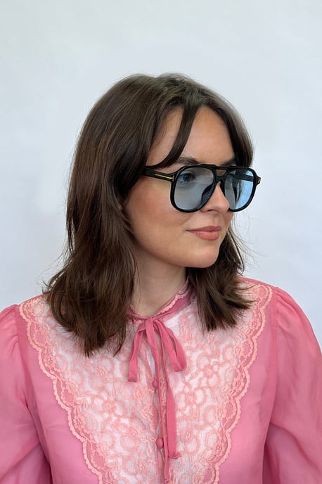 Oversized Navigator Sunglasses in Black with Blue Lenses - Image 4