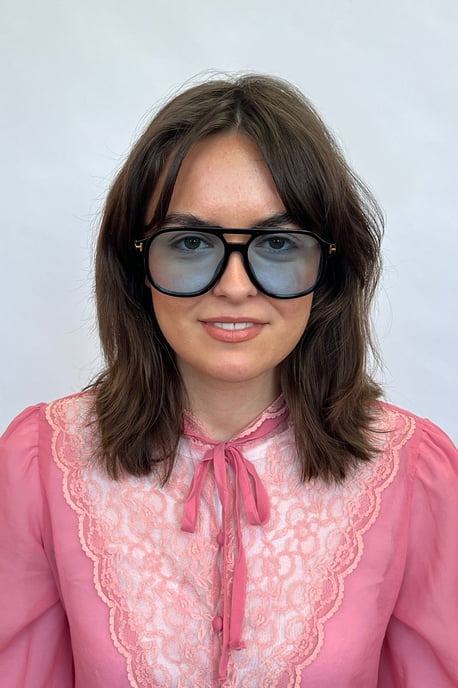 Oversized Navigator Sunglasses in Black with Blue Lenses - Image 5