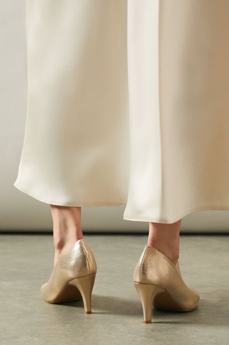 Good For The Sole: Wide Fit Honey Peep Toe Court Shoes - Image 3