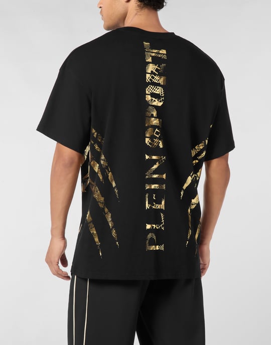 Rundhalsad t-shirt i bomull med linjer - Image 2