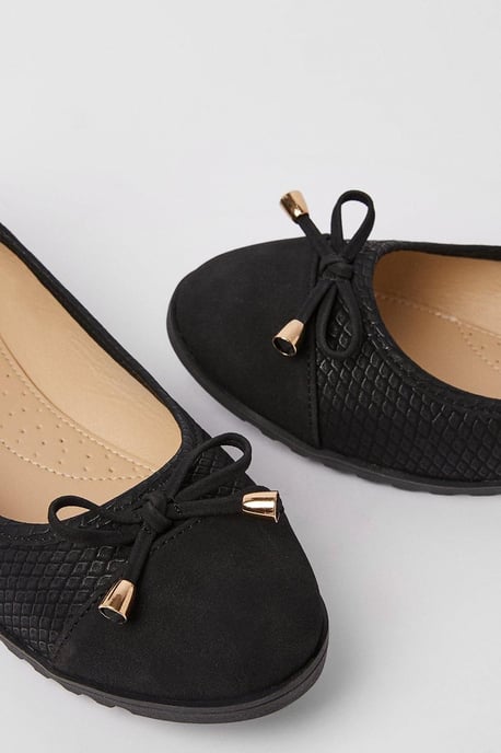 Good For The Sole: Wide Fit Tam Comfort Ballet Flats - Image 4