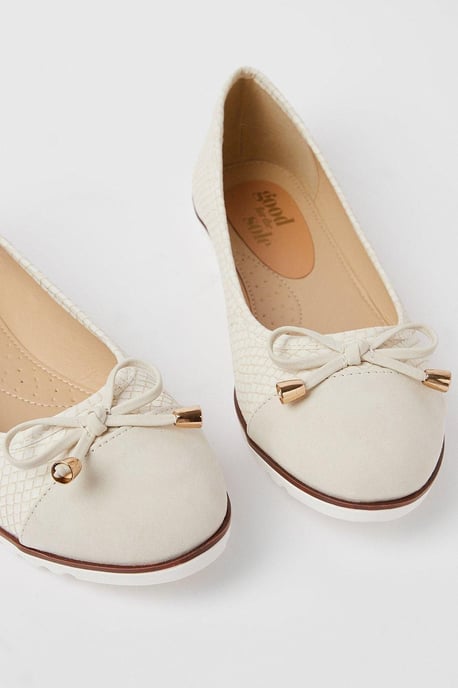 Good For The Sole: Wide Fit Tam Comfort Ballet Flats - Image 4