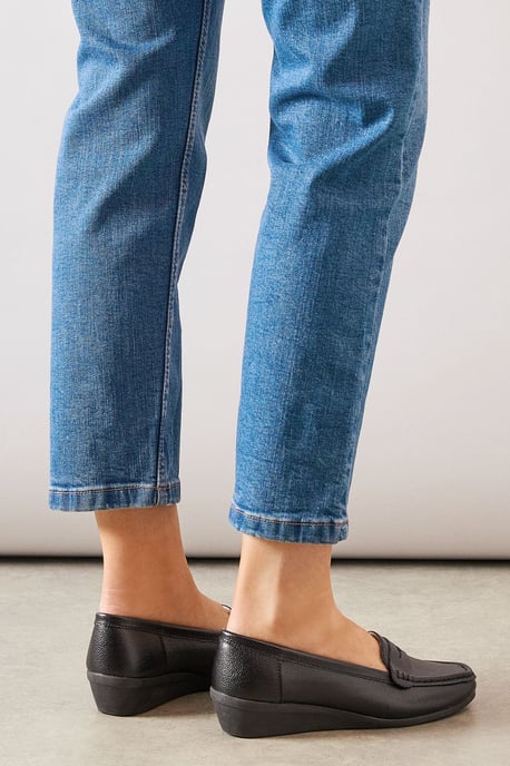 Good For The Sole: Wide Fit Niamh Leather Comfort Wedge Loafers - Image 4