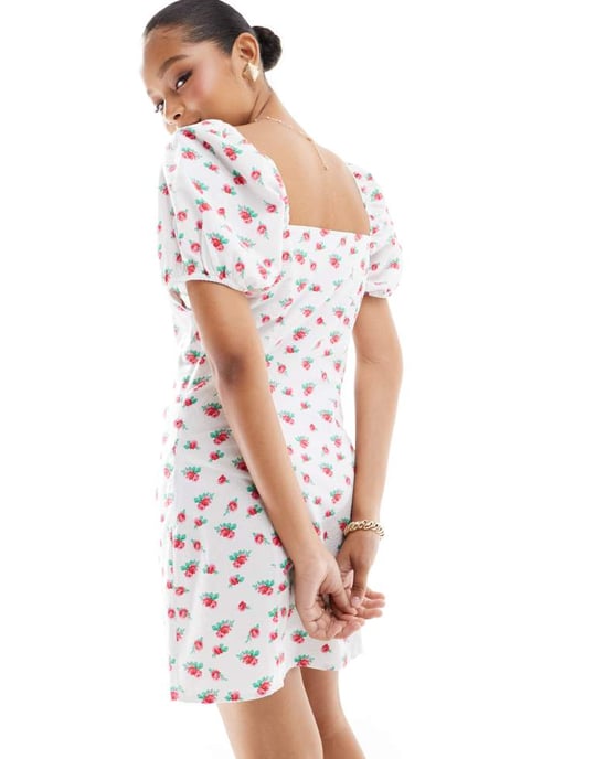 Vero Moda sweetheart neck mini dress with puff sleeves in floral print - Image 2