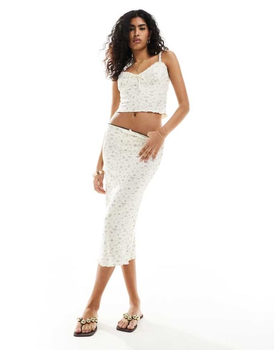 SNDYS bow front lace trim midi skirt co-ord in vintage floral - Image 1