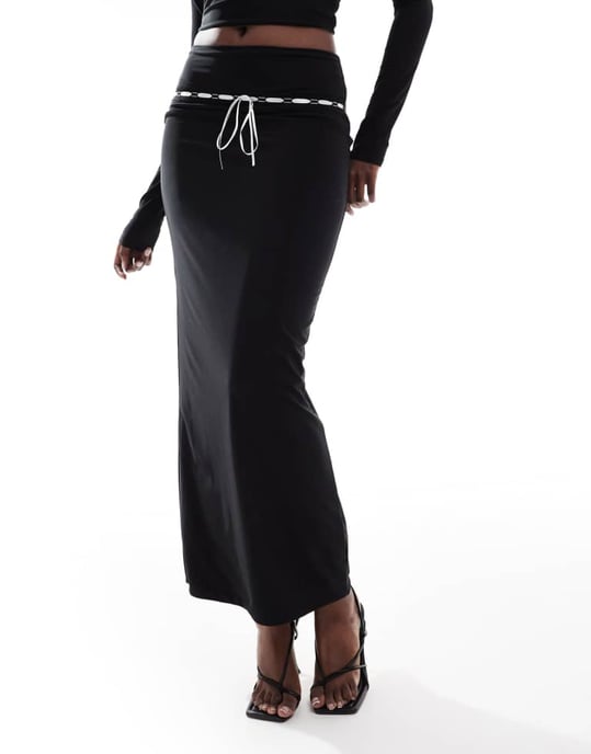 Kaiia exclusive contrast bow detail maxi skirt co-ord in black - Image 2