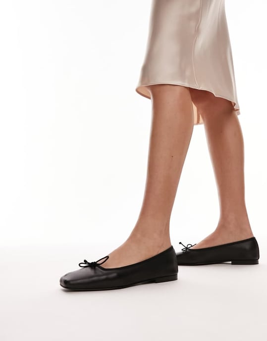 Topshop Bethany leather square toe unlined ballet flats in black - Image 3