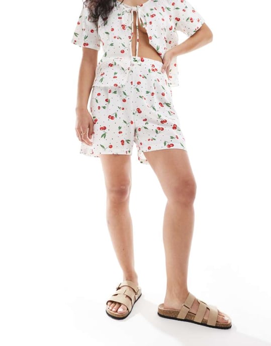 ONLY linen mix short co-ord in cherry print - Image 1