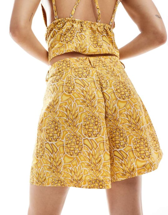 ONLY high waisted short co-ord in yellow pineapple print - Image 3