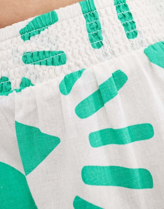 Yours shirred linen look shorts in green print co-ord - Image 2