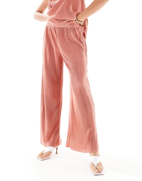 ONLY plisse wide leg trouser co-ord in dusky pink - Image 2
