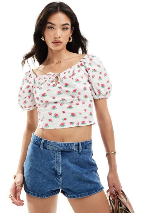Vero Moda sweetheart tie front blouse with puff sleeve in floral print - Image 1