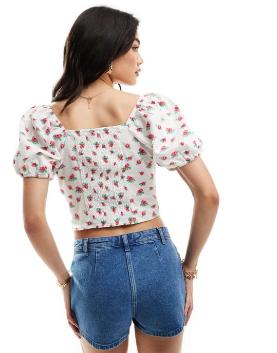 Vero Moda sweetheart tie front blouse with puff sleeve in floral print - Image 3