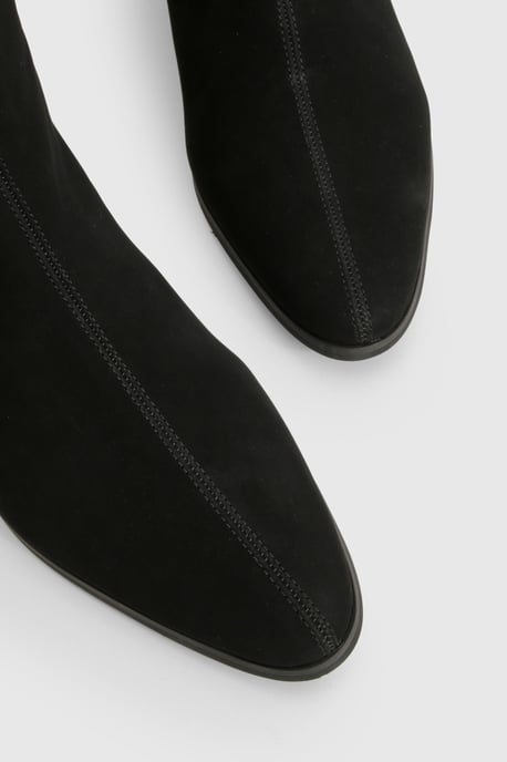 Clean Western Day Cowboy Boots - Image 5