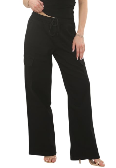 Womens Easticated Wasit Wide Leg Cargo Pocket Jeans in Black - Image 1