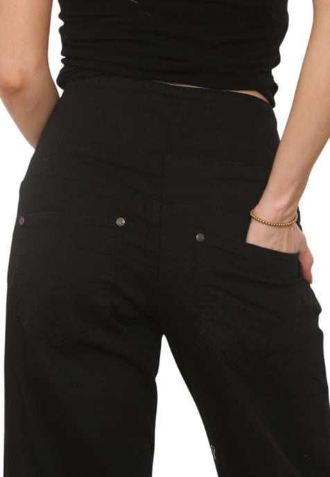 MYT Womens Tummy Control Wide Leg Jeans in Black - Image 5