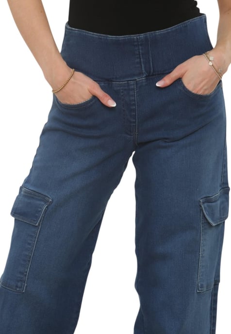 MYT Womens Tummy Control Wide Leg Cargo Jeans in Mid Blue - Image 4