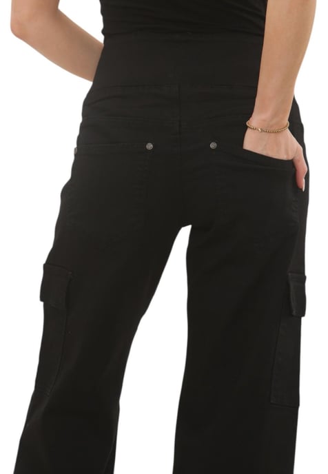 MYT Womens Tummy Control Wide Leg Cargo Jeans in Black - Image 4