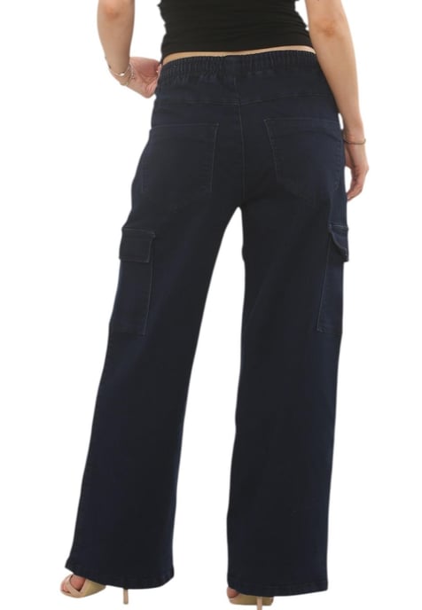 Womens Easticated Wasit Wide Leg Cargo Pocket Jeans in Dark Stonewash - Image 3