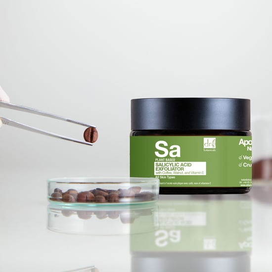 Dr Botanicals Salicylzuur Exfoliant met Koffie, Walnoot & Vitamine E 60ml - Image 4