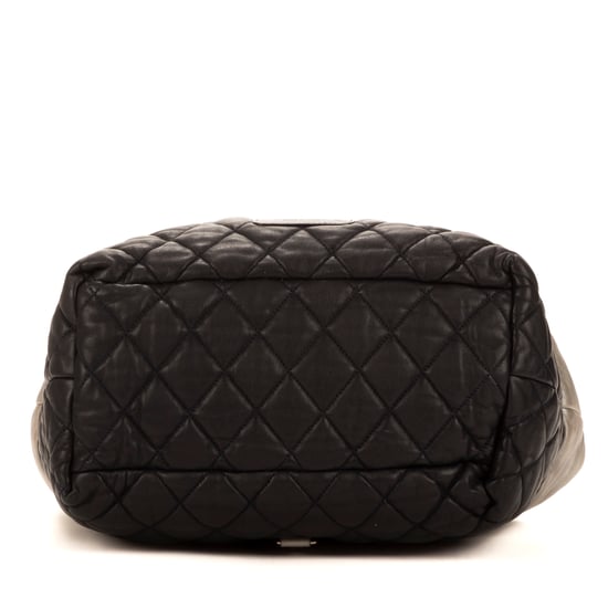 Cocoon Reversible Handbag - Image 6