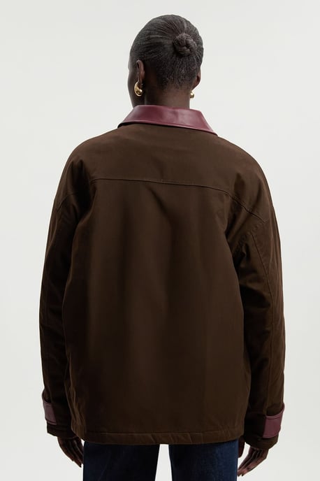 Quilted Contrast Collar Barn Jacket - Image 4
