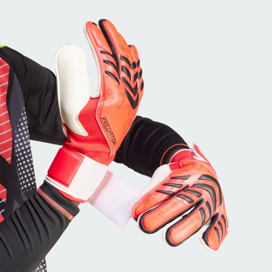 Predator Match Goalkeeper Gloves - Image 1