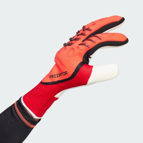 Predator Pro Fingersave Goalkeeper Gloves - Image 3