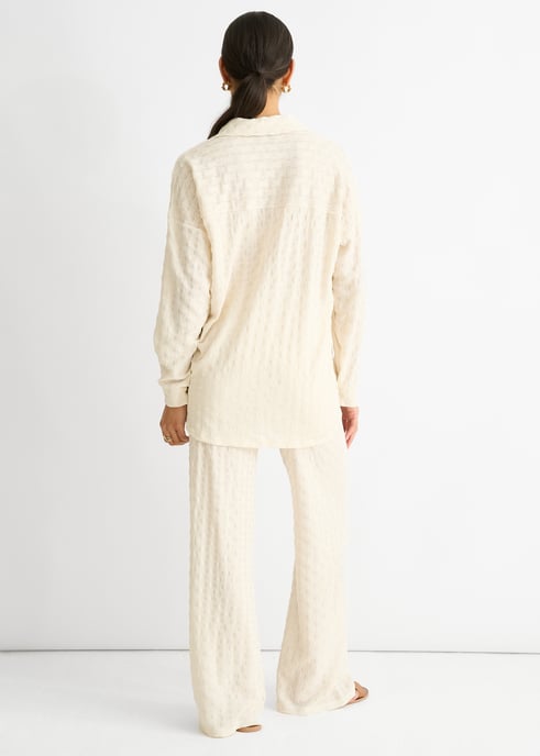 Beige texturerad överdimensionerad skjorta med långa ärmar - Image 4