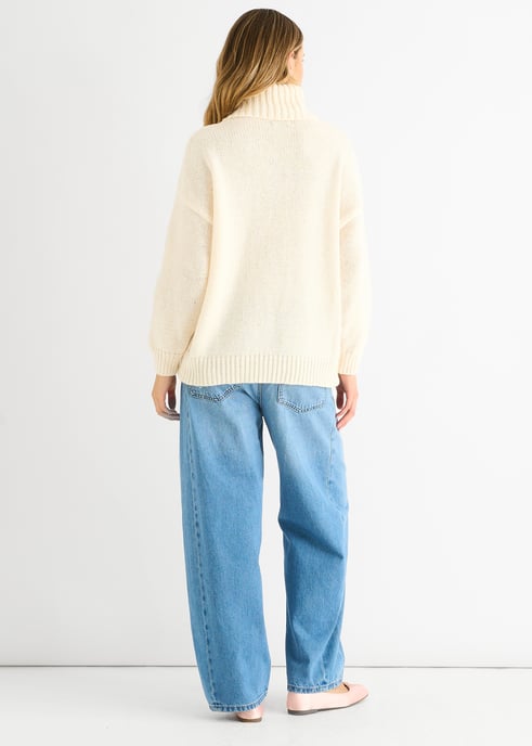 Krämfärgad överdimensionerad tröja med blommiga applikationer - Image 4