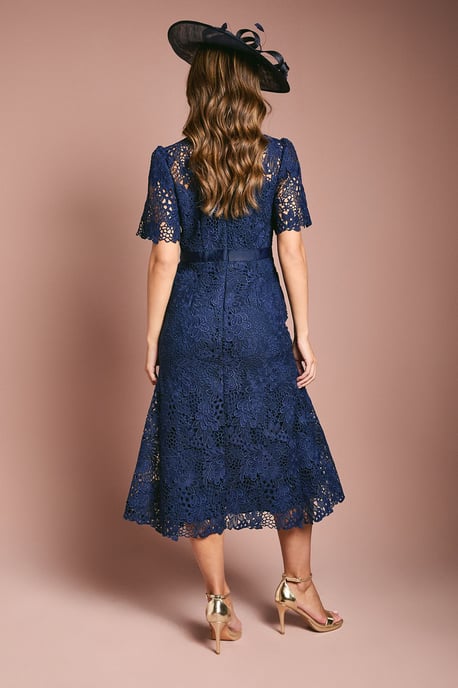 Lace Midi Dress With Bow Belt - Image 4