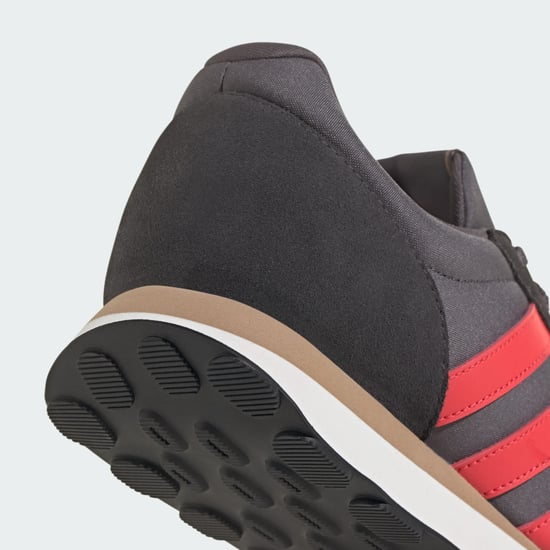 Run 60s 3.0 Shoes - Image 4