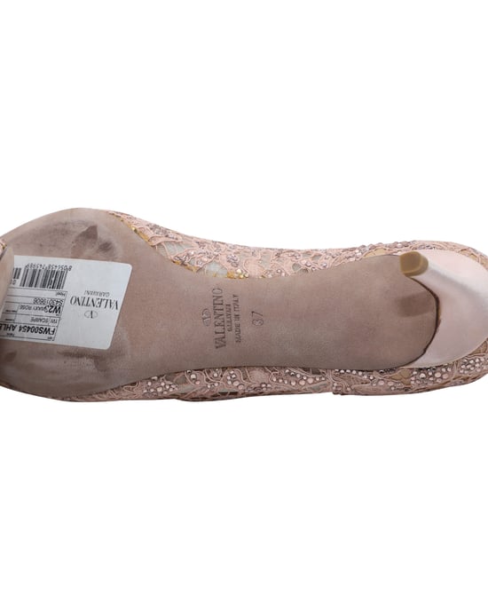 Valentino Pointed Lace Pumps in Nude Leather - Image 5