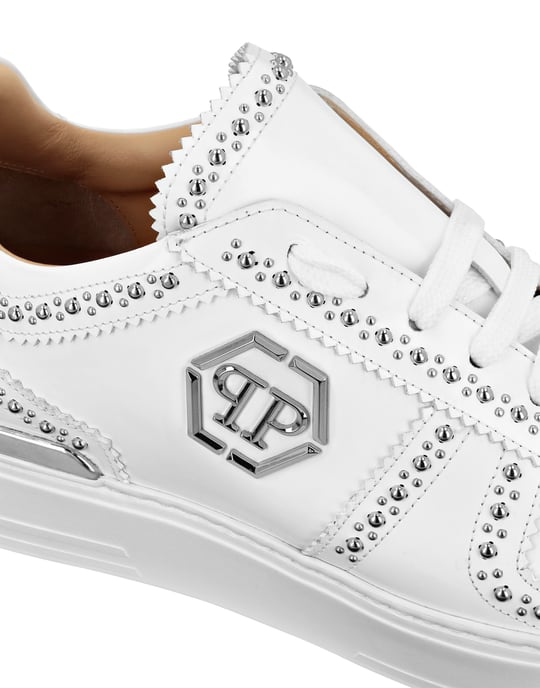 Lo-Top Sneakers - Image 4