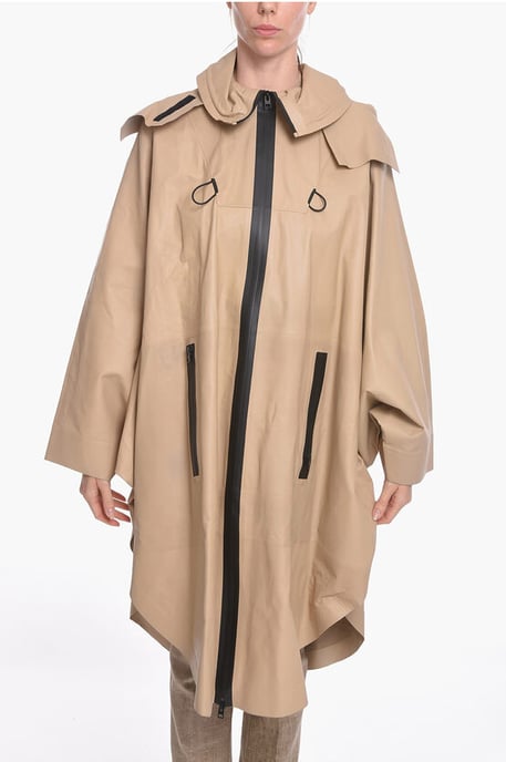 Beige läderregnjacka med fladdermusärm - Image 1