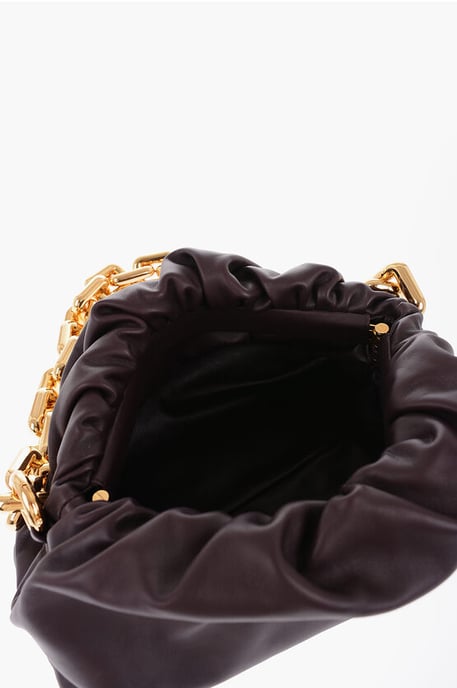 Läderväska THE CHAIN POUCH med magnetisk stängning i vinrött - Image 4