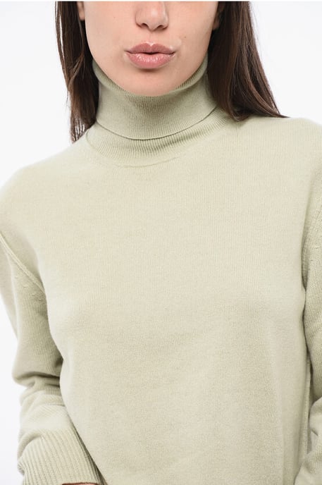 MM4 MM14 Solid Color Cashmere Turtleneck Sweater in Green - Image 3