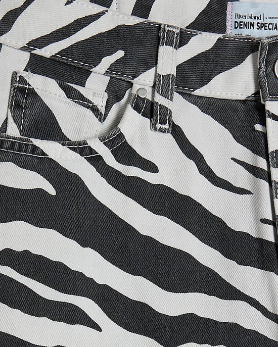 River Island Womens Straight Jeans Petite Black Zebra Relaxed - Image 4