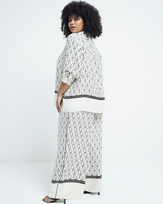 River Island Womens Wide Leg Trousers Plus White Geometric Print - Image 4