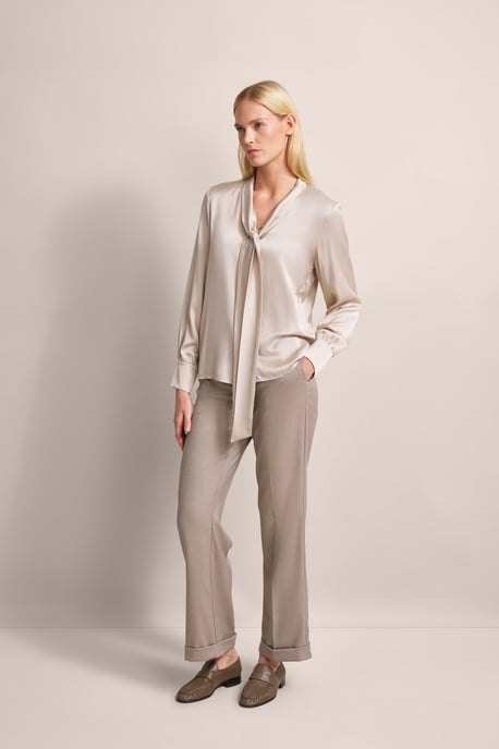 Bugatti Damen Uitlopende blouse met een lichte glans - Image 4