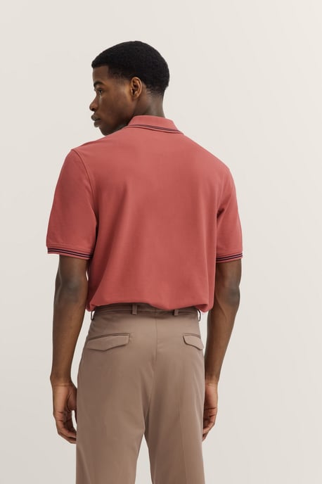 Bugatti Herren Polo met contrasterende strepen en borduursel op de borst - Image 2