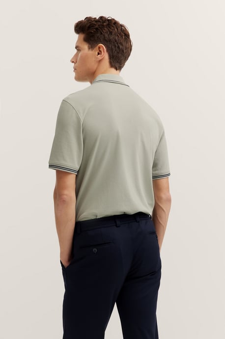 Bugatti Herren Polo met contrasterende strepen en borduursel op de borst - Image 2