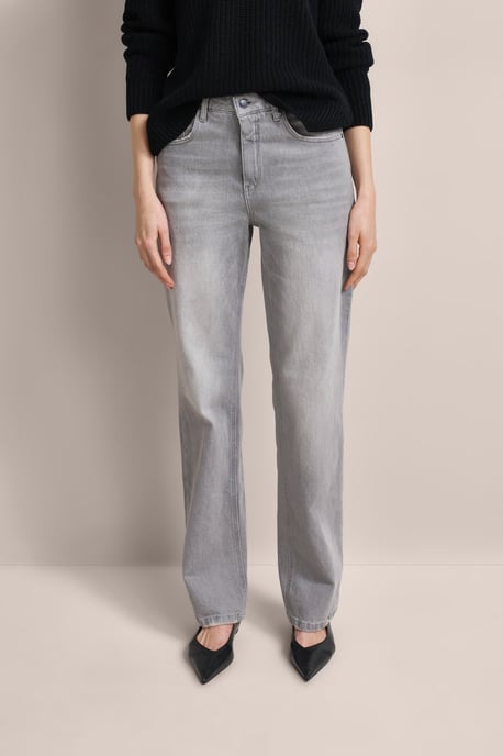 Bugatti Damen Jeans mit geradem Beinverlauf - Image 1