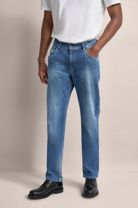 Bugatti Herren Jeans met een licht gebruikte look - Image 1