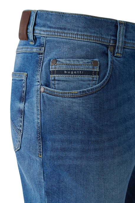 Bugatti Herren Jeans met een licht gebruikte look - Image 5