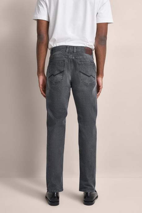 Bugatti Herren Jeans met een licht gebruikte look - Image 2