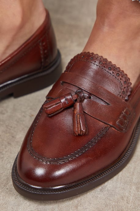 Bunny Leather Brogue Detail Tassel Loafers - Image 4